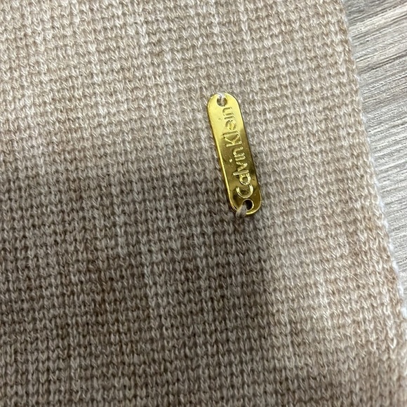 Calvin Klein infinity loop - Picture 3 of 3